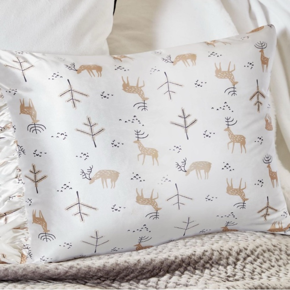 SALE - NWT Bella sleep + spa Oh Deer Ruffled Satin Pillowcase - sold out style